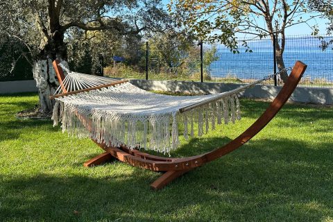 Gondol Hamak - Botanica Gardens